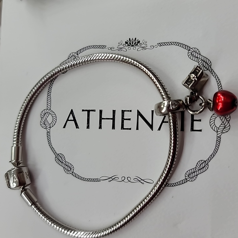 Bracelet 925.real one pandora  Apple one offer